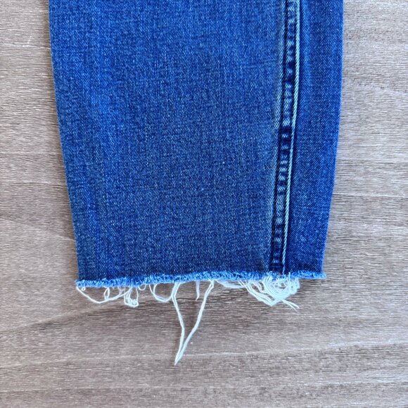 Abercrombie & Fitch Curve Love The Mom High Rise, Size 27/4R - Picture 8 of 8